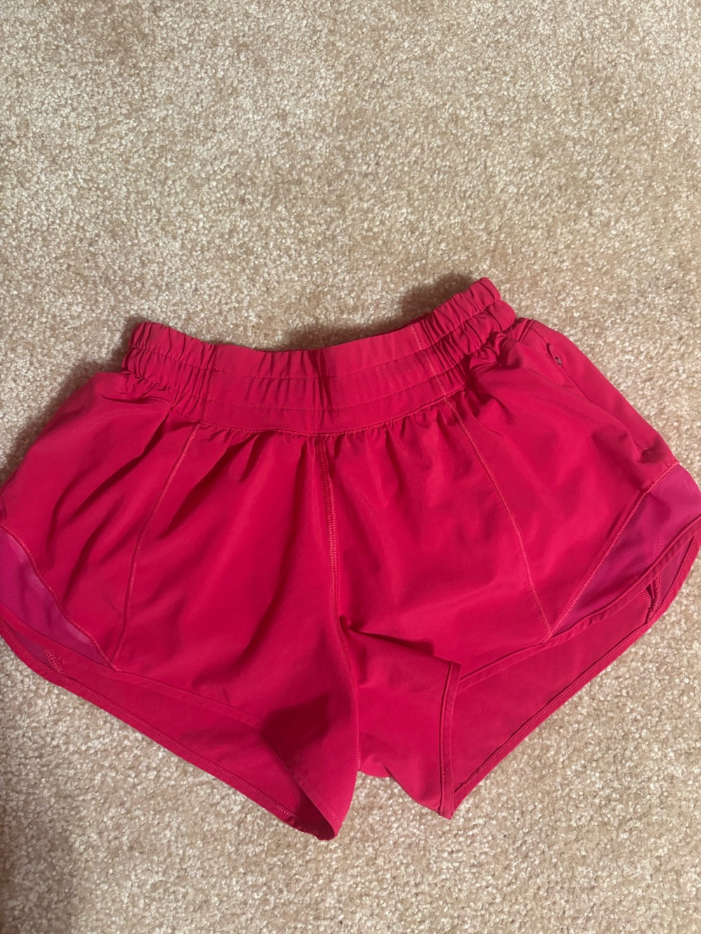 lululemon pink hotty hot shorts- 2.5 inch length